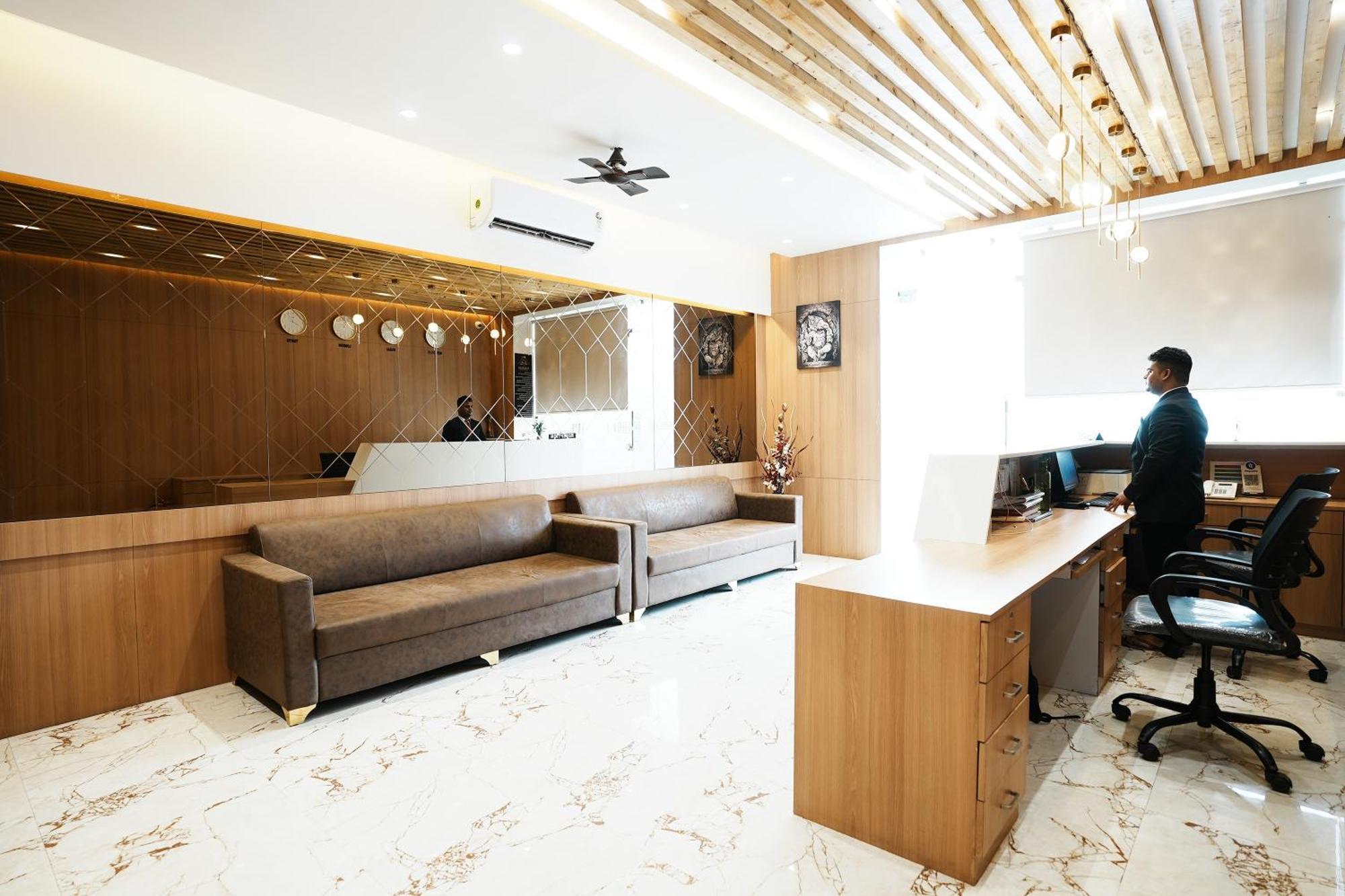 Madhav Residency Hotel & Banquet, Kalyan, Mumbai ภายนอก รูปภาพ