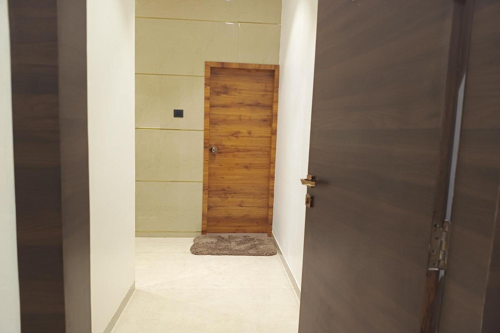 Madhav Residency Hotel & Banquet, Kalyan, Mumbai ภายนอก รูปภาพ